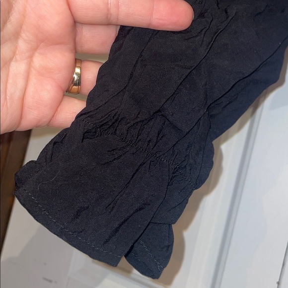 Thirty Thirty Black Long Sleeve Top with Cream Accents - Picture 4 of 5